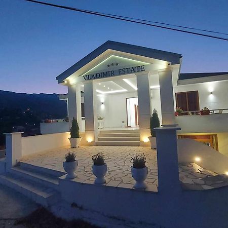 Vladimir Estate Hotel Gjirokastër Екстериор снимка
