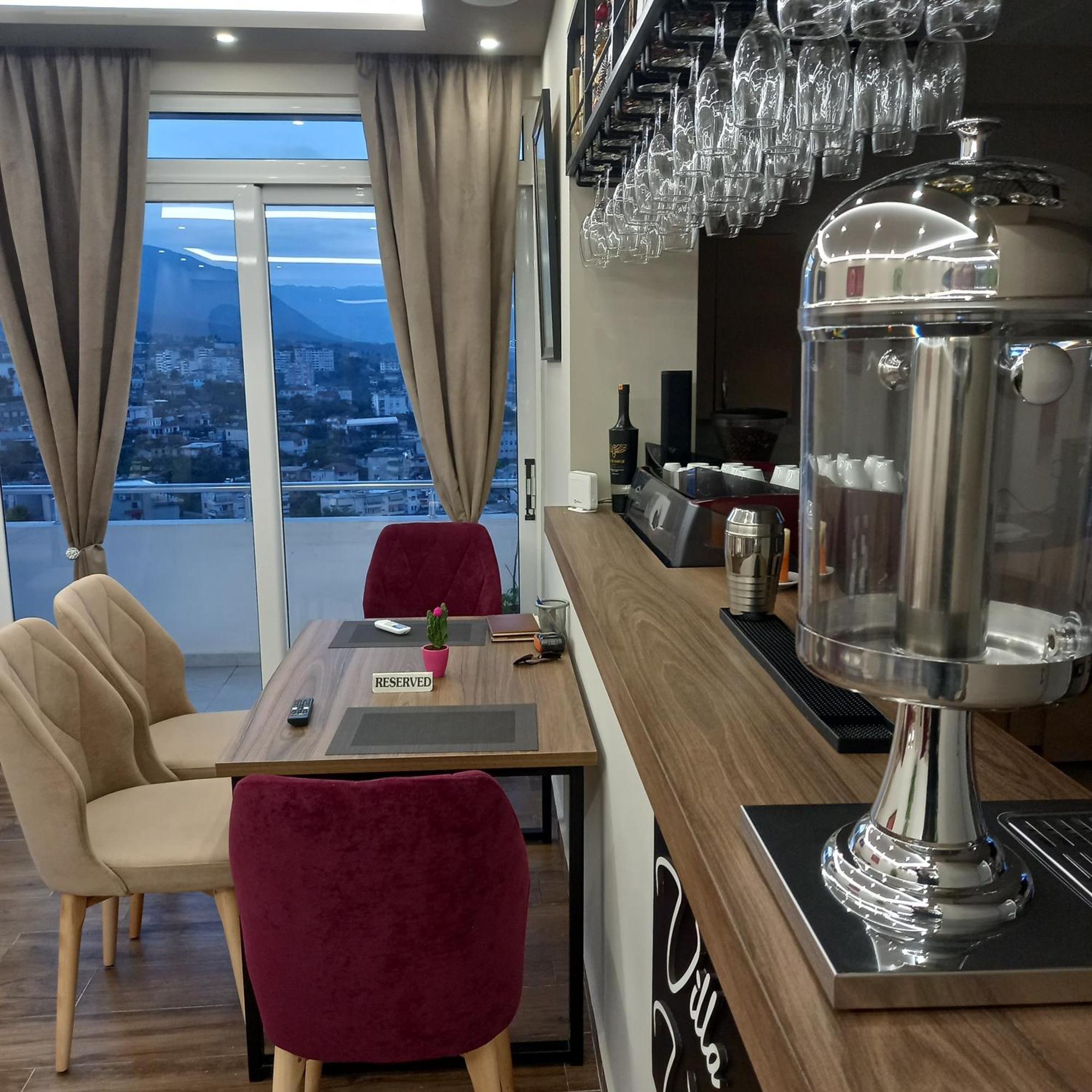 Vladimir Estate Hotel Gjirokastër Екстериор снимка