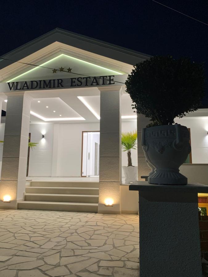 Vladimir Estate Hotel Gjirokastër Екстериор снимка
