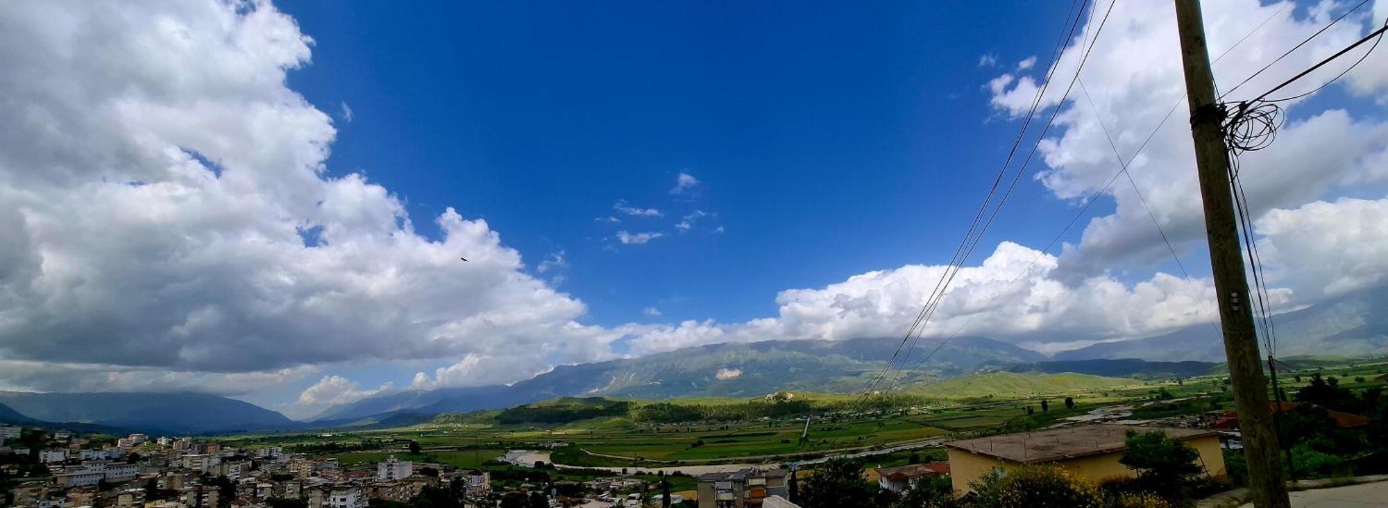 Vladimir Estate Hotel Gjirokastër Екстериор снимка