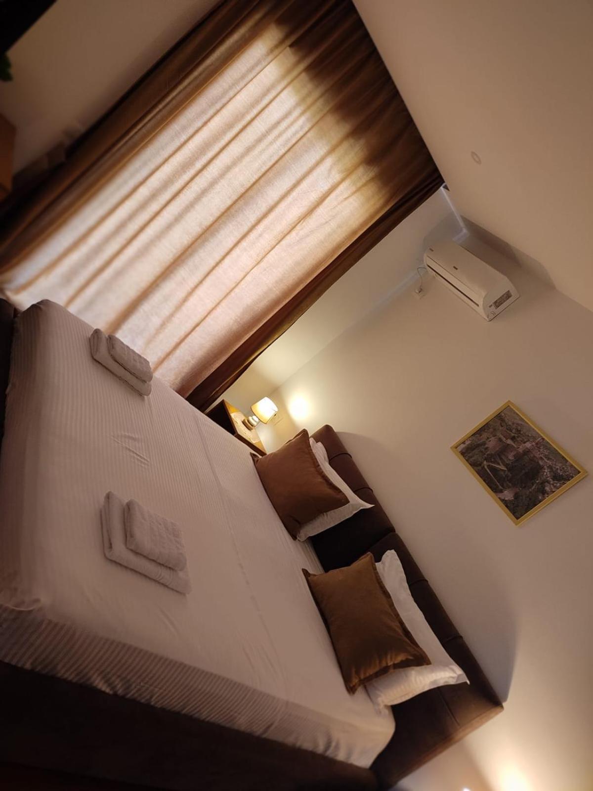 Vladimir Estate Hotel Gjirokastër Екстериор снимка