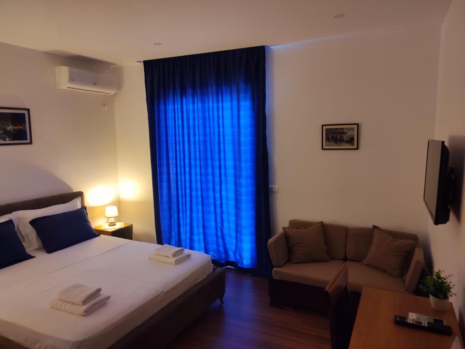 Vladimir Estate Hotel Gjirokastër Екстериор снимка