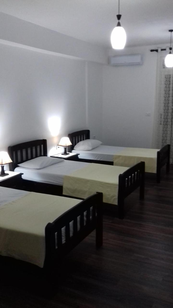 Vladimir Estate Hotel Gjirokastër Екстериор снимка