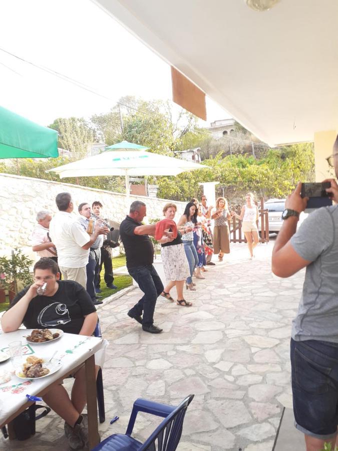 Vladimir Estate Hotel Gjirokastër Екстериор снимка